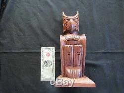 Classic Northwest Coast Design, Hand Carved Eagle Effigy Totem Pole, Wy-04667