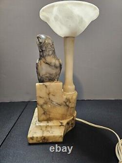 Italian Made around 1920. Beautiful Hand-carved Marble Eagle Table Lamp