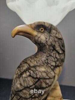 Italian Made around 1920. Beautiful Hand-carved Marble Eagle Table Lamp