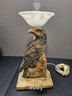 Italian Made around 1920. Beautiful Hand-carved Marble Eagle Table Lamp