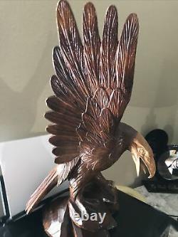 Large Stunning Hand Carved Majestic Wood Hard Plastic Eagle Statue AMERICA