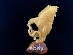 Natural Baltic Amber EAGLE Figurine 45gr. Hand Carved Butterscotch