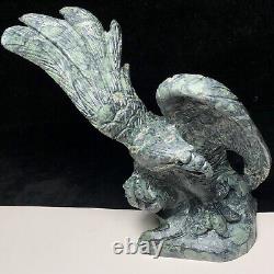 Natural crystal cluster quartz mineral specimen peacock eye hand-carved eagle