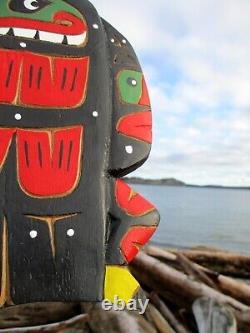 Northwest Coast native First Nation hand carved Eagle, Authentic Indigenous art