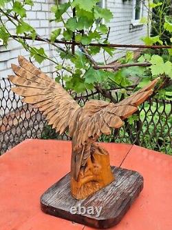 ORIGINAL Eagle Vintage Sculpture USSR Hand carved Home decor1982 Wooden figurin