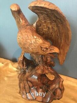 Vintage Hand Carved Folk Art Wooden America Eagle Bird Statue Figure nice