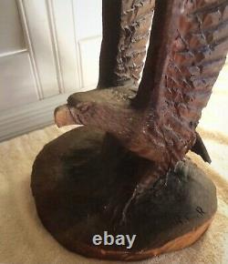 Vintage Hand-Carved Rustic Solid One-Piece Wooden Eagle USA 24 10.6 Lbs. Nice