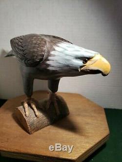 Vintage Hand Carved Wooden Bald Eagle Art Sculpture Stunning. Perfect Condition