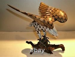 Vtg Hand Carved & Painted Wood Eagle Sculpture 8 3/4 T x 8 1/2 Wing Span x 8L