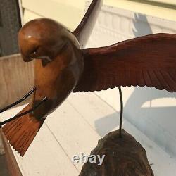 Vtg Wood Hand Carved Wood Eagle OOAK Statue Figurine Rare Wall Hanging USA Art